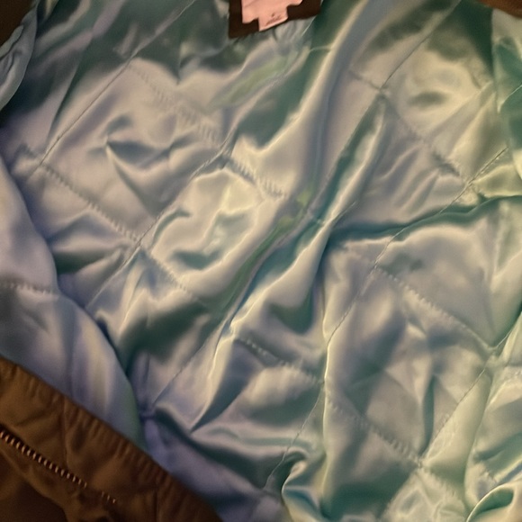 Gap bomber/puffer jacket, size Small. Like new. - Picture 7 of 9